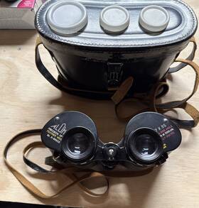 S-86803 Aloma Precision Binoculars 7x35 Xtra Wide Angle Original Case
