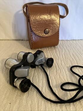 47050 Aristo Vintage Japan 7x 15 Field 6.5 Small Binoculars No. With Leathercase