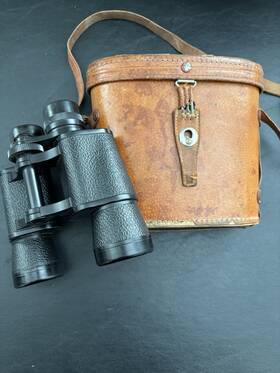 32102 Binolux Vintage Coated Optics Binoculars Light Weight 7x35 355 Ft. At 1000 Yds