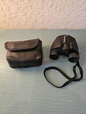 13-2520 Bushnell Vintage 8x21 Compact Binoculars With Case And Strap