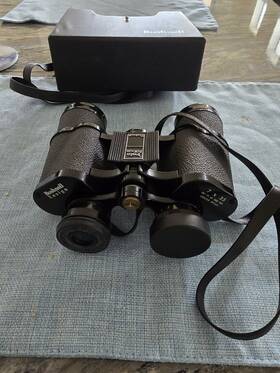 S81666 Bushnell 7x35 Insta Focus Binoculars At 1000m / Field 8 Degree With Carry Case