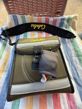 71-4719 Cabelas Used Intensity Hd Binoculars 12 X 50mm Strap Case Cleaning Cloth