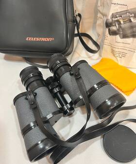 71176 Celestron Nature Series 8 X 40 Binoculars #71176 With Lens Covers And Cary Case
