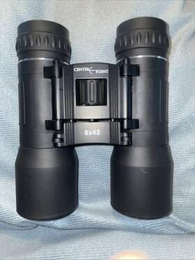 71370 Celestron Centerpoint P1 Series Compact Binoculars 8x42mm Black