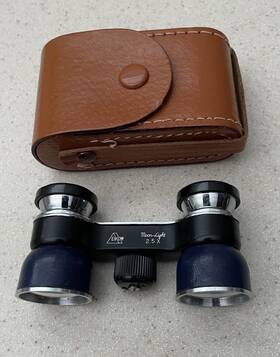 Jb195 Eikow Vintage Moon Light 2.5x Binoculars /opera Glasses And Leather Case