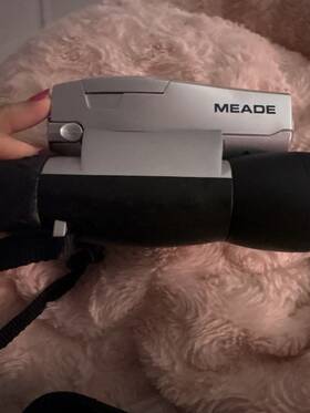 82-240-00010 Meade Captureview 8x42 2.0d Binoculars Wbuilt-in Digital Camera Case And Manual