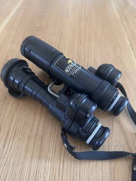 961870 Moonlight Products Bn2 5x42 Night Vision Binoculars Working Condition