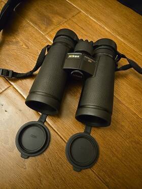 0014284 Nikon Monarch Hg 8x42 Binoculars With Case Minimal Use Excellent Condition