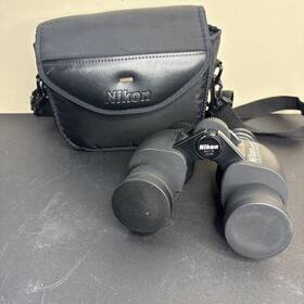 040118 Nikon Action 7x35 8.6 Naturalist Iii Binoculars With Case And All Caps