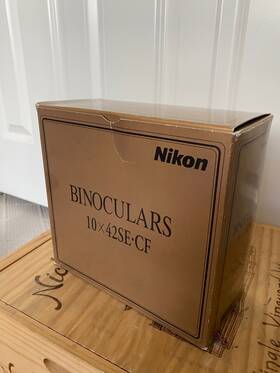 10x42se Nikon Binoculars Box Only With Neck Strap