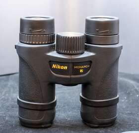 Nikon 580130921650 Monarch M7 8x30 Binoculars - Used Near Mint Perfect Optic Case Strap