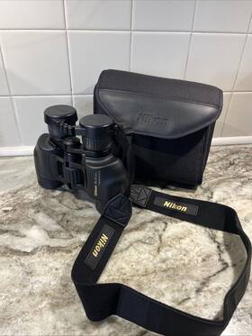 810631 Nikon Action Black Binoculars 7-15 X 35 5.5 Degrees 7x Plus Padded Case - Euc