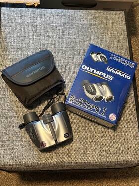 Olympus 953170142796 Binoculars 8x21 Dpc I