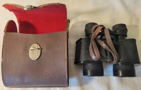 B-140 Prestige 1970s Vintage Antique Binoculars Coated Optics Famous / Non-prismatic
