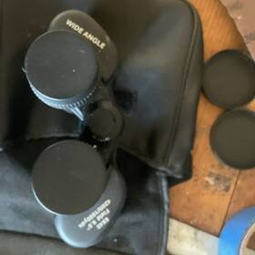 Rokinon 8.0 487ft/1000yds 8x40 Wide Angle Binoculars Red Lens Coating 40mm Black Field