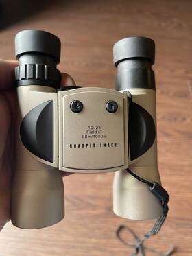 Sharper Image B.1119 10x28mm Porro Prism Coated Compact Binoculars Case