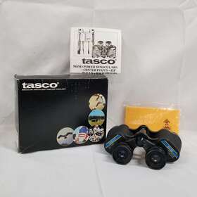 Tasco 046162300077 Vintage Fully Coated 308 8x30 Binoculars 393ft/1000 Yds With Box