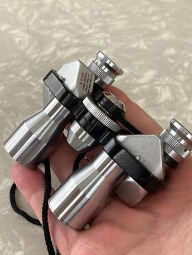 3972 Tasco Vintage Binoculars 8x20 Light Weight Coated Optics Japan Model No. T