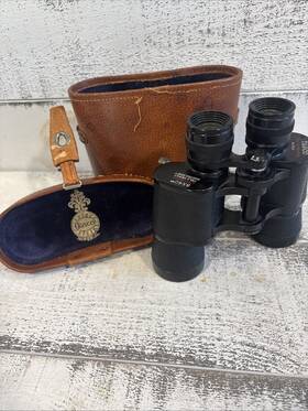 47901 Tasco #47901 Fully Coated 8x40 Binoculars Field 1000yds 358 Ft With Leather Case
