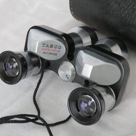 T-96058 Tasco 96058 Vintage Imperial Binoculars 7x25 Light Weight Coated Optics Silver