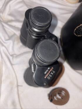 York 73160 Vintage 7x50 Binoculars Japan Missing One Lens Cover