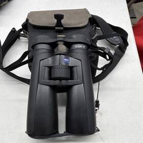 4063821 Zeiss Victory Ht 10x54 Binoculars Black With Carrying Case And Lens Covers