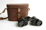 Magna 8X30 Field Binoculars With Case Occupied Japan. Fixed Price $54.99.