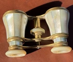 Vintage Diamanta Mother Of Pearl Opera Glasses/binoculars, Fully Functioning. Fixed Price $38.90.