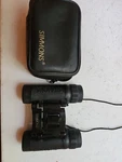 Simmons Model 1156 Binoculars 8X21 372FT 1000 Yards. Fixed Price $15.00.