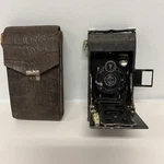 Voigtlander Braunschweig Camera Case Is. Fixed Price $35.00.