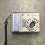 Polaroid I531 5.0MP Compact Digital Camera, Silver Blue, 2.5" Lcd. Fixed Price $18.62.