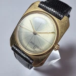 Seiko Skyliner 6220 7970 Vintage Watch 21 Jewels Gold Square Dial. Fixed Price $341.80.