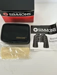 Simmons Compact Binoculars Model 1156 8X21 Black With Case. Fixed Price $18.00.