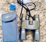 Meade 16X32 188FT-1000YDS 62M-1000M W/ Case & Neck Strap Camoflauge. Fixed Price $32.00.